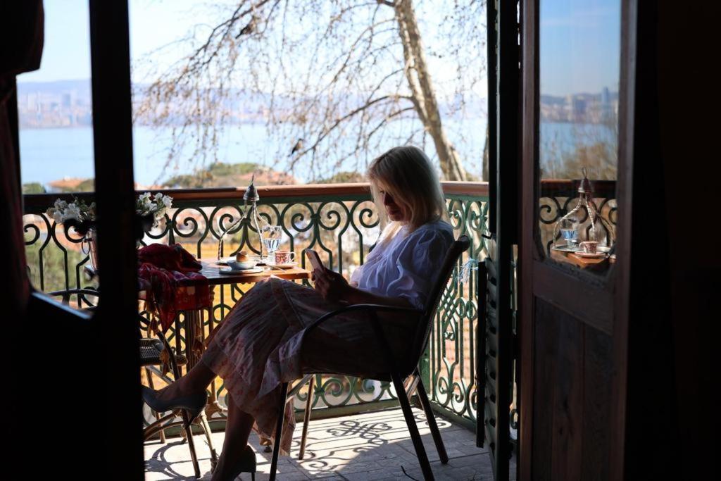 Bueyuekada Anastasia Meziki History Mansion Prinseneilanden Buitenkant foto